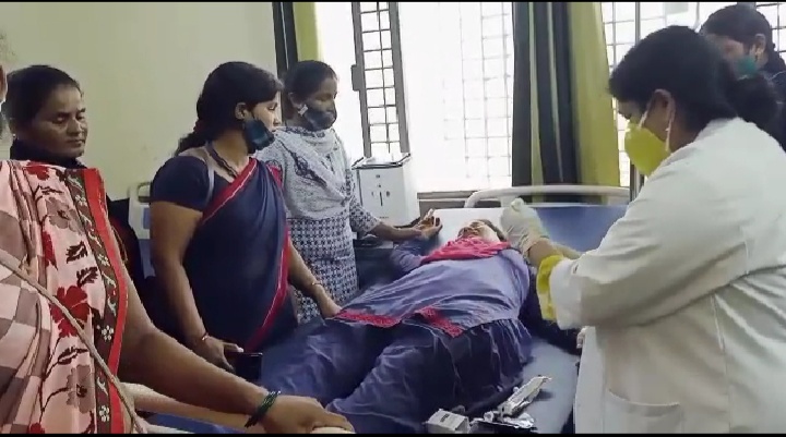 सितारगंज में धरने पर बैठी आशा कार्यकत्री अचानक हुई बेहोश