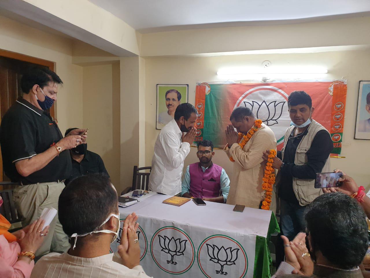 भाजपा में पार्टी की महत्वपूर्ण कड़ी हैं बूथ अध्यक्ष व उनकी टीम : खूब सिंह विकल