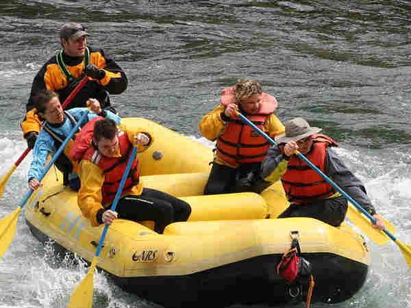 गंगा में रोमांच का सफर शुरु