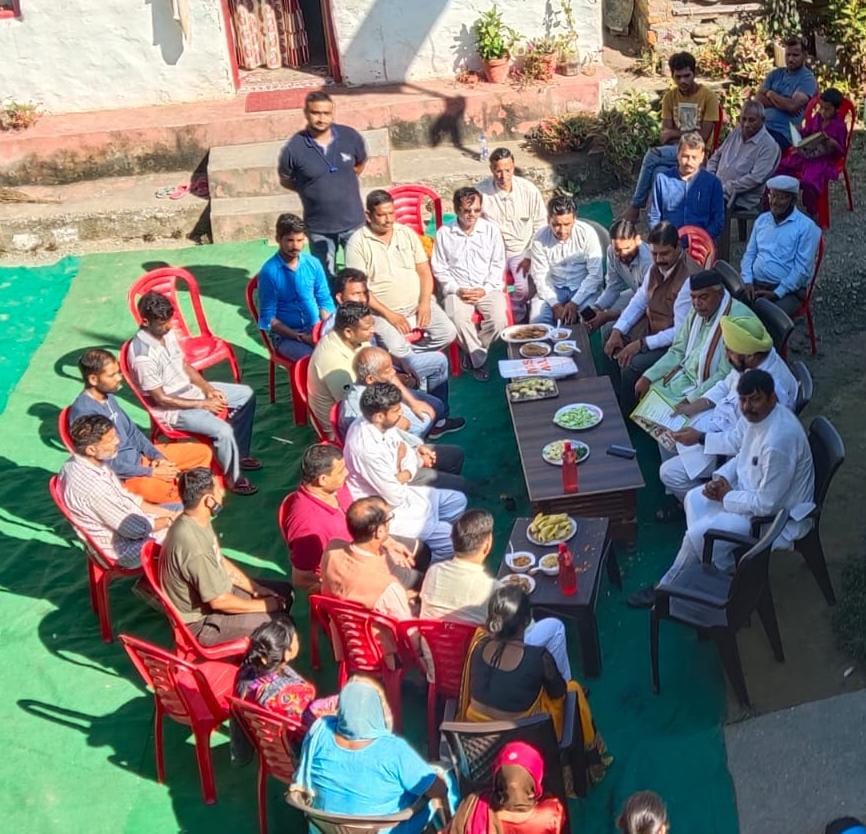 भाजपा के चुनाव सह प्रभारी ने चुनावी तैयारियों को लेकर ली बैठक