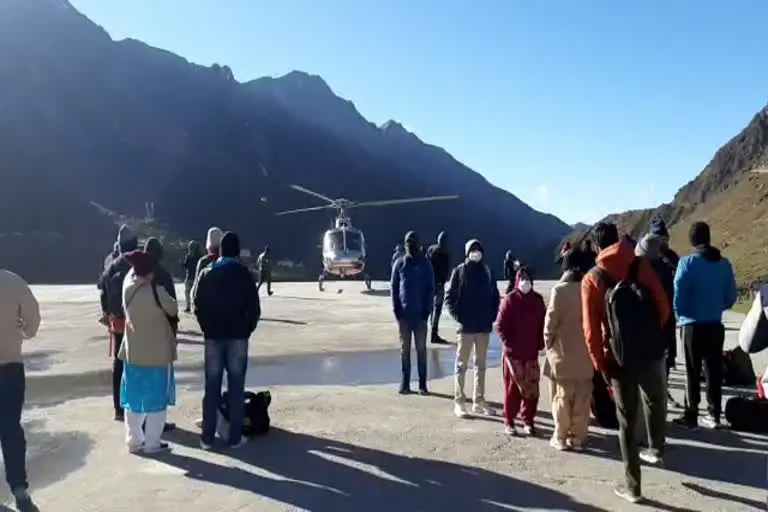 केदारघाटी में नियमों को ताक पर रख हो रहा हेलीकॉप्टर का संचालन, एनजीटी ने मांगा जवाब