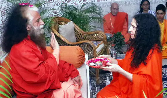 परमार्थ निकेतन में धूमधाम से मनाया गया भाई दूज