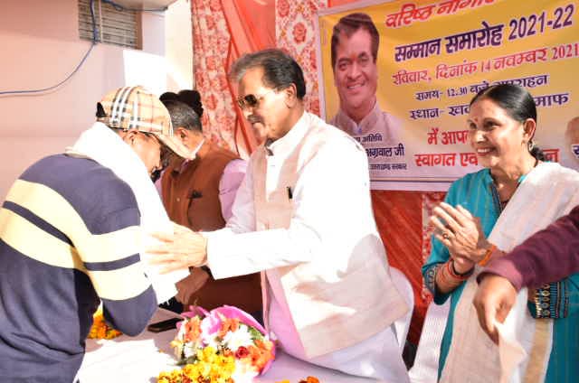 पूर्व सैनिकों एवं वरिष्ठ जनों का सम्मान समारोह आयोजित, स्पीकर अग्रवाल ने किया सम्मानित  