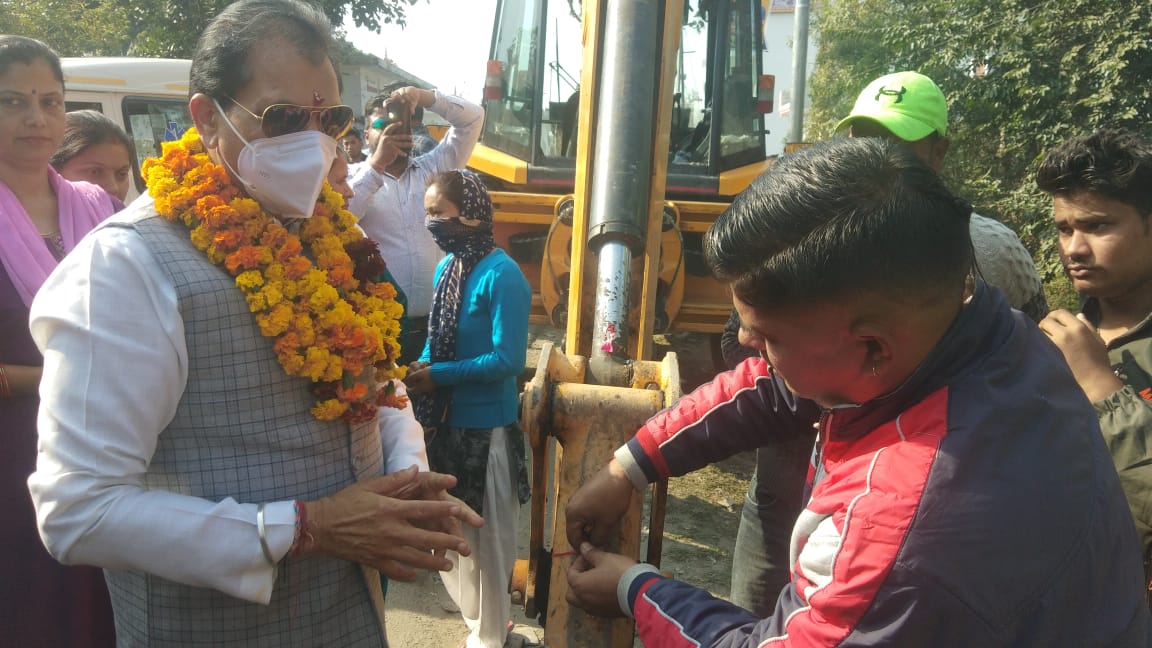 स्पीकर अग्रवाल ने किया पेयजल योजना का शिलान्यास
