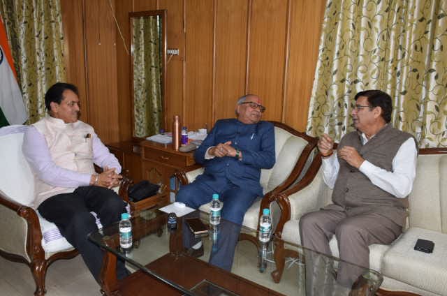 विधानसभा सत्र को लेकर स्पीकर अग्रवाल ने संसदीय कार्य मंत्री व नेता प्रतिपक्ष से की चर्चा वार्ता