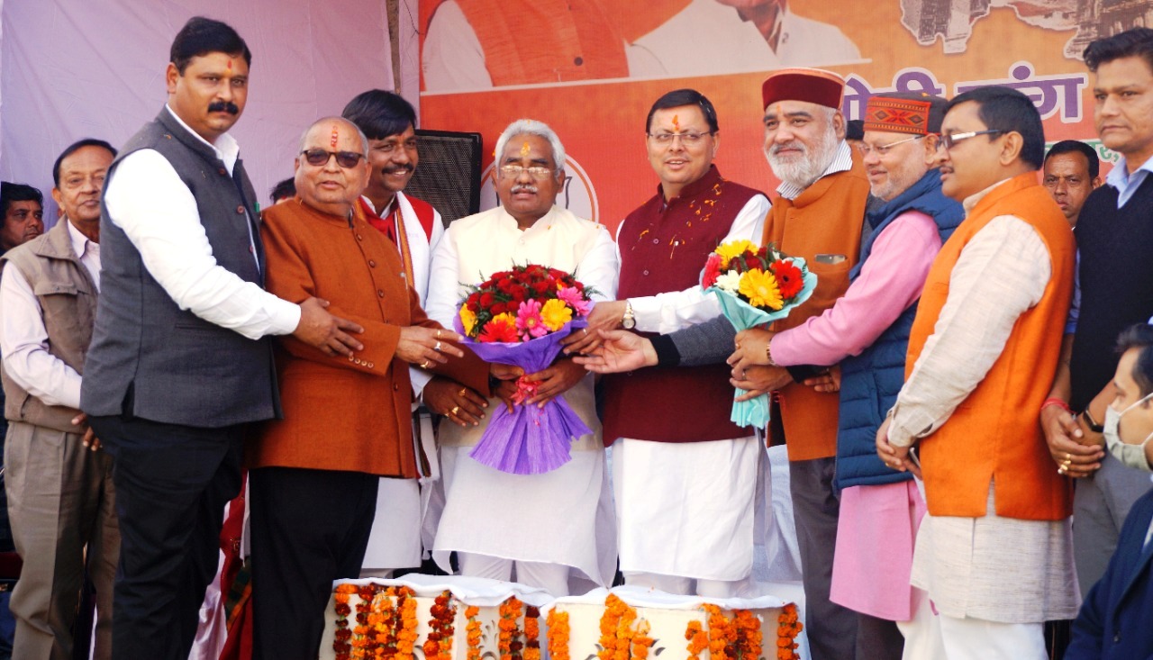 सरकार जनता के साथ साझीदार के रूप में कार्य कर रही: CM