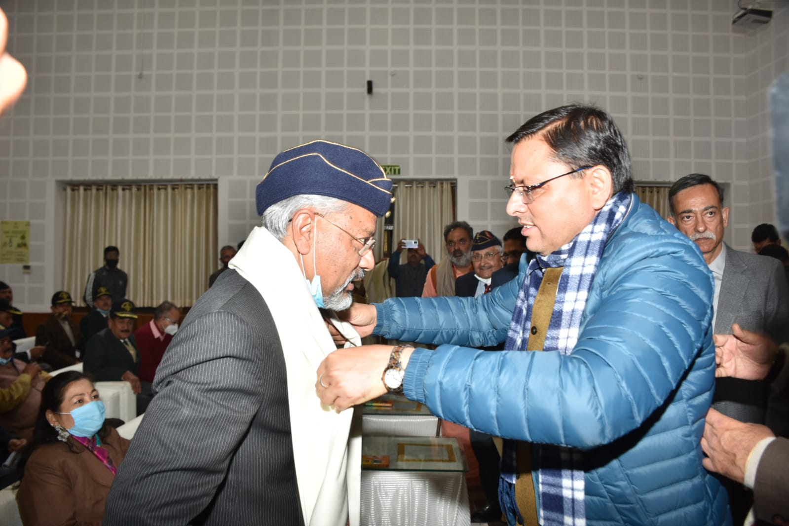 विजय दिवस के पर मुख्यमंत्री आवास में आयोजित हुआ सैनिक सम्मान कार्यक्रम