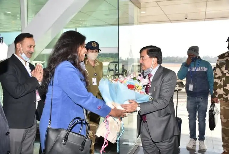 उत्तराखंड में चुनावी तैयारियों का जायजा लेने पहुंचे मुख्य चुनाव आयुक्त