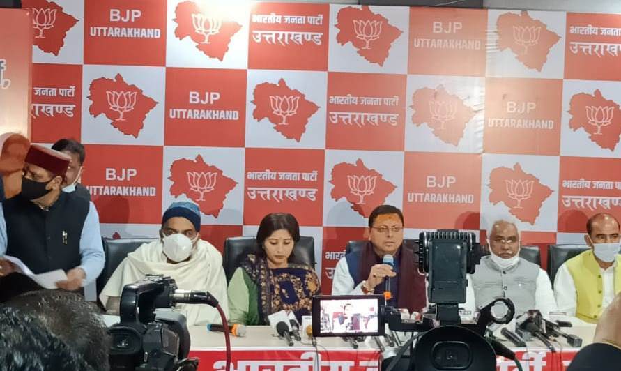 सीएम धामी ने हरीश रावत पर साधा निशाना, कहा-उत्तराखंडियत और कोदा झंगोरे की बात करने वाले रहे राज्य के विरोधी