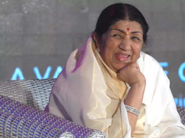 भाजपा सांसद सीमा द्विवेदी ने संसद भवन में गायिका लता मंगेशकर की तस्वीर लगाने को लेकर राज्यसभा में शून्यकाल नोटिस दिया