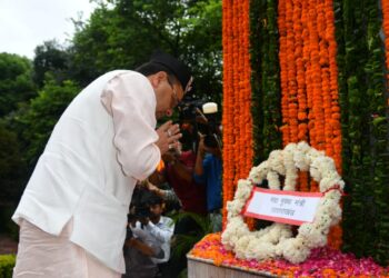 कारगिल विजय दिवस पर मुख्यमंत्री धामी ने शहीदों को याद करते हुए उनके परिजनों को किया सम्मानित