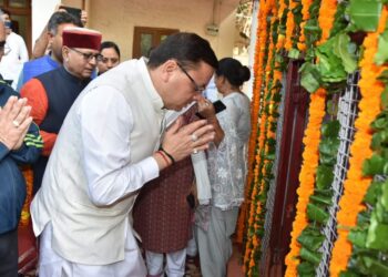 रामपुर तिराहा कांड की बरसी पर मुख्यमंत्री धामी ने दी राज्य आंदोलनकारियों को श्रद्धांजलि