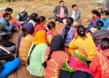 उत्तराखंड सरकार के आला अधिकारियों ने चौपाल के माध्यम से प्रदेशभर में सुनी जनता की शिकायतें