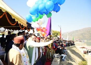 सीएम धामी का ऐलान, टिहरी में होगी विश्व स्तरीय कायाकिंग कैनोइंग अकादमी की स्थापना