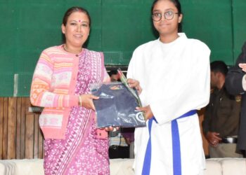 खेल मंत्री रेखा आर्या ने किया एशियाई कराटे चैंपियनशिप में प्रतिभाग करने के लिए इंडिया कराटे टीम को रवाना