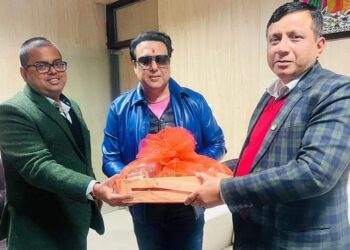 फ़िल्म अभिनेता गोविंदा ने UFDC के सीईओ बंसीधर तिवारी व नोडल अधिकारी डॉ नितिन उपाध्याय से करी मुलाकात