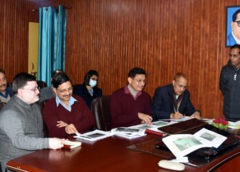 कैबिनेट मंत्री प्रेमचंद अग्रवाल ने उत्तराखंड में चिन्हित नए प्रस्तावित टाउनशिप डेवलपमेंट की समीक्षा बैठक करी
