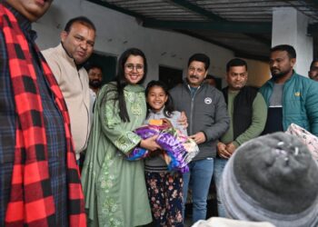 भाजयुमो राष्ट्रीय उपाध्यक्ष नेहा जोशी ने कुष्ठ रोगियों को कंबल बाँट कर उनके बीच मनाया अपना जन्मदिन