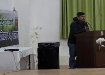 धामी सरकार का सरकरी डॉक्टरों को रिटायरमेंट तोहफा, अब 65 साल की उम्र में रिटायर होंगे डॉक्टर