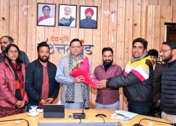 बेरोजगार संघ के प्रतिनिधिमंडल ने मुख्यमंत्री से करी मुलाकात, नकल विरोधी कानून के लिये हटाया आभार