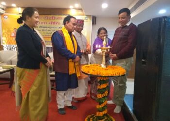 स्कूलों में कम होगा बस्ते का बोझः डॉ0 धन सिंह रावत