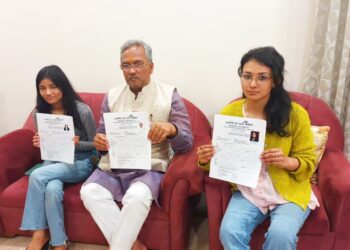 पूर्व मुख्यमंत्री त्रिवेंद्र रावत ने अपनी बेटियों संग पेश की अनूठी मिसाल