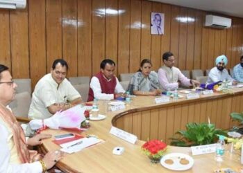 धामी कैबिनेट की बैठक हुई खत्म, विधायक निधि समेत ये बड़े फैसले हुए