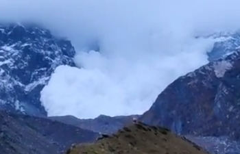 Badrinath Dham: नीलकंठ पर्वत की तलहटी में हुआ हिमस्खलन, यमुनोत्री धाम में तेज आंधी तूफान के साथ हो रही बारिश