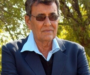 भारत के पूर्व क्रिकेटर सलीम दुर्रानी का निधन, फैंस की मांग पर जड़ते थे छक्का