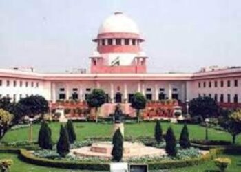 15000 पुलिसकर्मियों को अभी नहीं मिलेगा एरियर : सुप्रीम कोर्ट ने लगाया स्टे