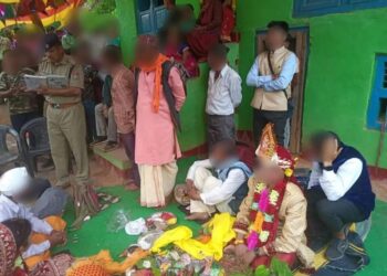 नाबालिक के सात फेरे लेने से पहले पहुंची पुलिस, बिन दुल्हन लौटी बरात