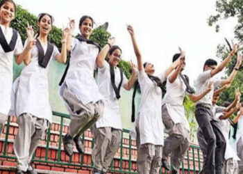 ICSE, ISC Result 2023: 10वीं और 12वीं का रिजल्ट जारी, उत्तराखंड में छात्र-छात्राओं में खुशी की लहर