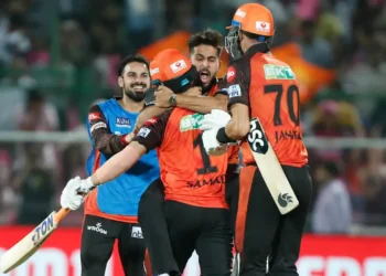 हार के मुँह में आकर हैदराबाद ने जीता मैच, बटलर की पारी पर भारी पड़ी संदीप की नोबॉल