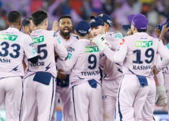 हैदराबाद को 34 रन से हरा प्लेऑफ में पहुंची गुजरात, शुभमन गिल ने जरा शानदार शतक