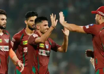 रोमांचक मुकाबले में कोलकाता को 1 रन से हारा प्लेऑफ में पहुंचा लखनऊ, रिंकू सिंह ने खेली जुझारू पारी