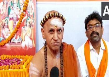 उत्तराखंड: नरेंद्र मोदी को 2024 में फिर बनना चाहिए प्रधानमंत्री, अधीनम के मुख्य पुजारी ने कहा।