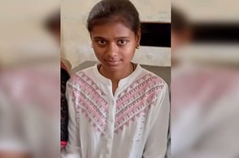 UK Board Result: IAS बनकर देश सेवा करना चाहती है 12वीं की टॉपर, हर अभिभावक के लिए प्रेरणा हैं तनु के माता-पिता