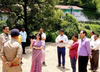 DM वंदना सिंह ने कैची धाम मेले की तैयारियों का लिया जायजा