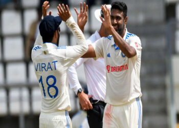 अश्विन के पंजे से धराशाई हुए कैरीबियन, 700 अंतरराष्ट्रीय विकेट लेने वाले बने तीसरे भारतीय