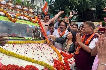 सैन्यधाम में अमर ज्योति स्थापना केलिए 21 पवित्र नदियों का जल पहुंचा देहरादून, 1734 शहीद जवानों के घर की मिट्टी भी लाई जायेगी