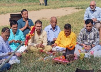 देहरादून के “टिहरी नगर” में हुआ टिहरी की 1952 की प्राचीन रामलीला का हनुमान ध्वजा स्थापना” – अभिनव थापर।