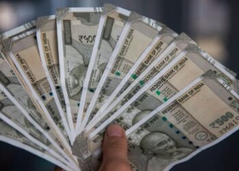 उत्तराखंड राज्य कर्मचारियों के लिए न्यू ईयर पर बड़ा तोहफा, नए साल पर मिल सकती है चार फीसदी डीए की सौगात