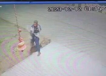 मंदिर पर पत्थरबाजी