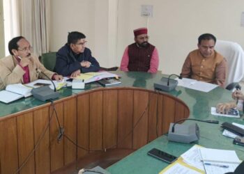 धन सिंह रावत ने शिक्षा विभाग की ली समीक्षा बैठक,राज्य के विद्यालयों में स्थापित होंगे बुक बैंक