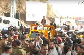 Tehri : वीर बाल दिवस के मौके पर नई टिहरी पहुंचे धामी, टीला साहिब गुरुद्वारा में टेका मत्था