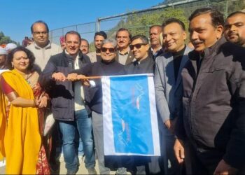 विंटर लाइन कॉर्निवाल का हुआ आगाज, फिल्म निर्देशक विशाल भारद्वाज ने शोभायात्रा को दिखाई हरी झंडी