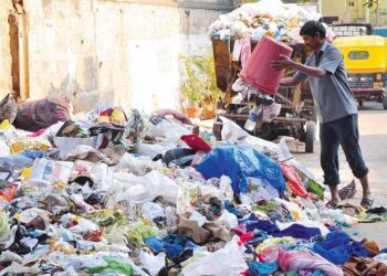 UTTARAKAND: राज्य में कूड़ा फेंकने वालो की खींचो फोटो, और ईनाम जीतो