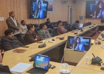 UTTARAKHAND: सीएम की बैठक से पहले सचिवालय में गुंजा राम भजन, राज्य में मंदिर  प्राण प्रतिष्ठा को लेकर उमंग