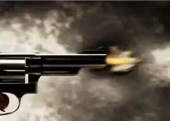 Dehradun Crime News :यहां घायल हालत में पड़ी मिली महिला, सिर से निकली गोली, जांच में जुटी पुलिस