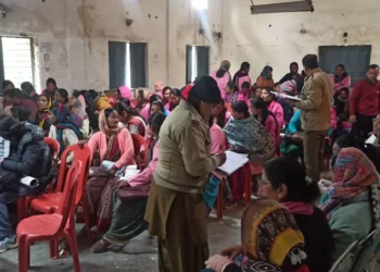 अल्मोड़ा: पुलिस ने चलाया जागरूकता अभियान, विभिन्न विषयों पर दी जानकारी